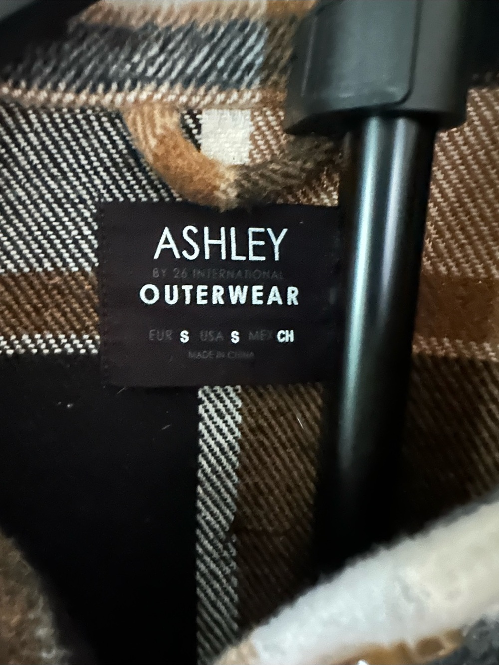 Ashley By 26 International Brown Cream & Black Plaid Cropped Jacket size Small - Picture 3 of 3